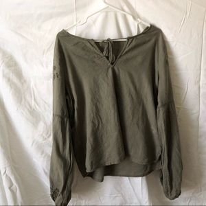 abercrombie and fitch balloon sleeve blouse